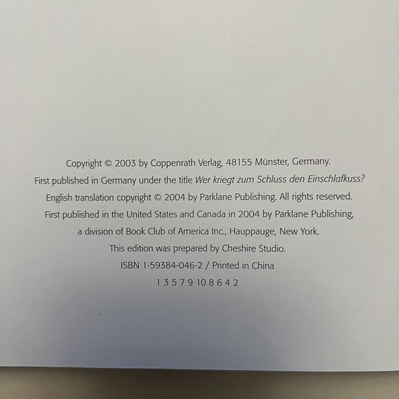 Set Of 2 Childrens Story Books Hardcover The Goodnight Kiss and Library Mouse - Picture 8 of 10